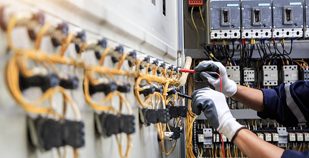 Professional Electrician technician working in Mount Morris, IL